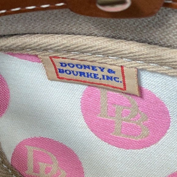Dooney & Bourke Y2K Pink and Cream Canvas with Brown Leather Trim - Picture 12 of 16
